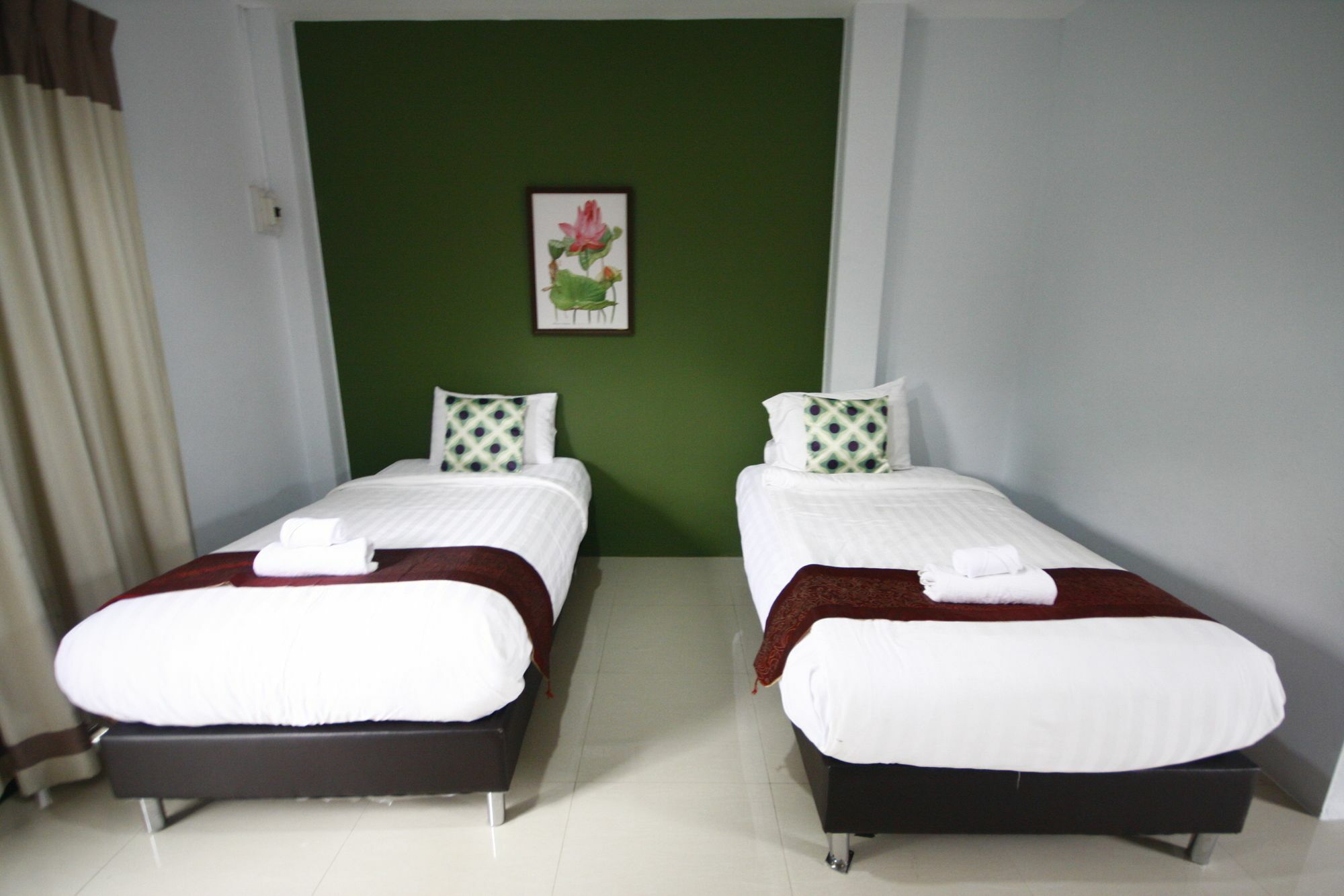 Long Lake Resort Chonburi Ngoại thất bức ảnh